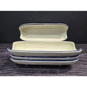 Set of 4 Vintage Pfaltzgraff Yorktowne Corn Holder Dishes USA Round Castle Stamp